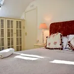 Elegant 2 Bedroom Dublin Coach House