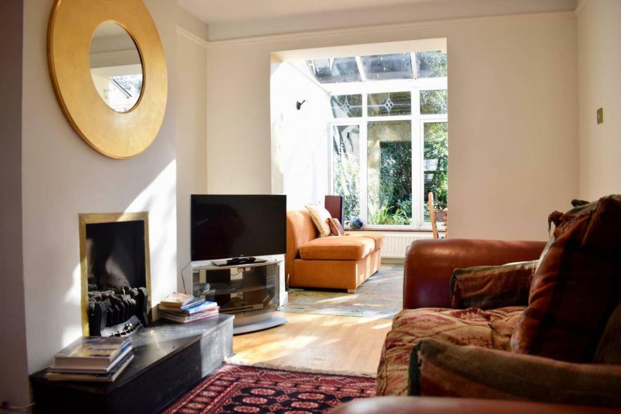 Apartment Elegant 2 Bedroom Coach House
