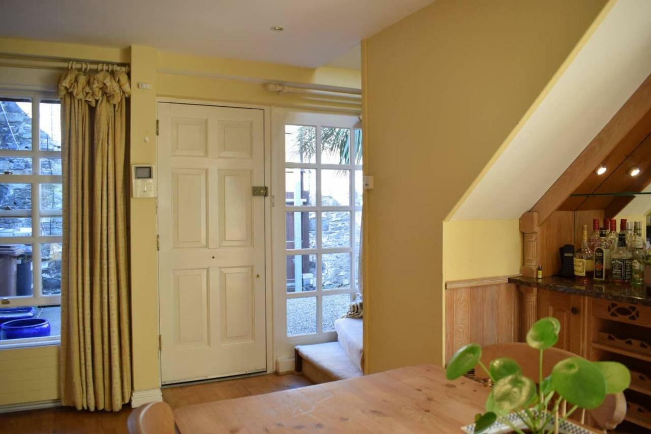Apartment Elegant 2 Bedroom Coach House